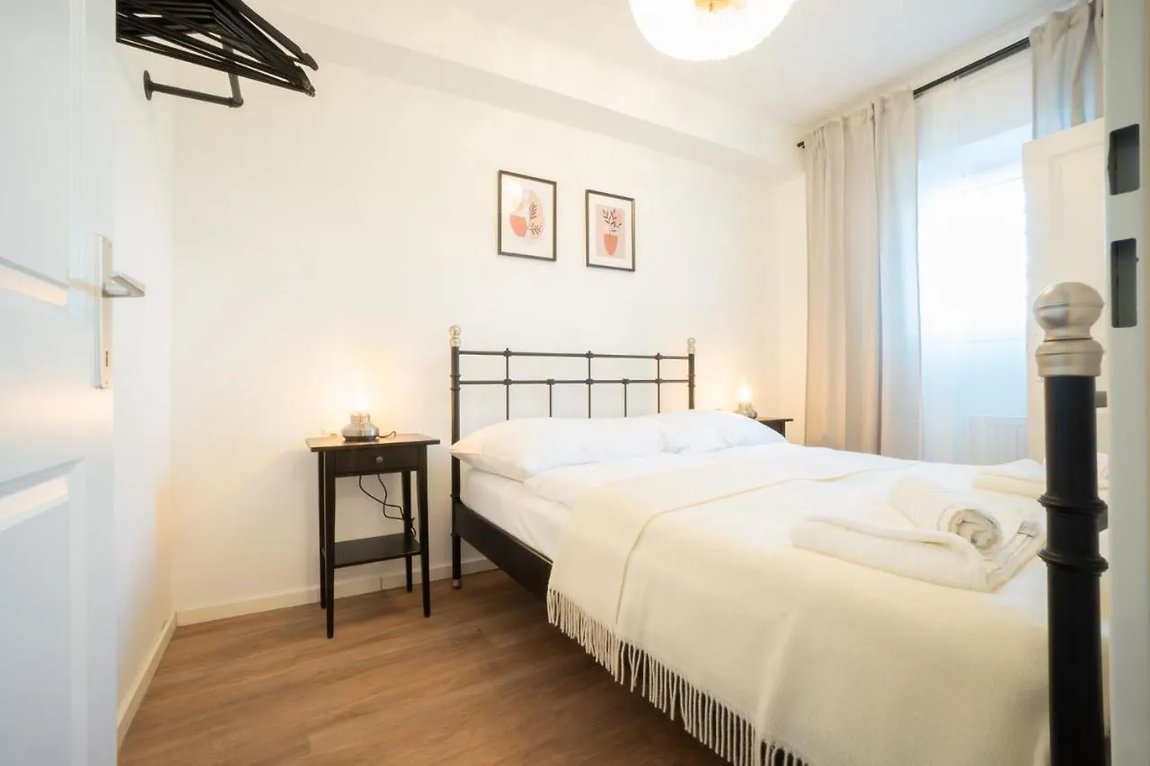 Bright Boutique Apartment Located 15 Min From Stephansdom Вена