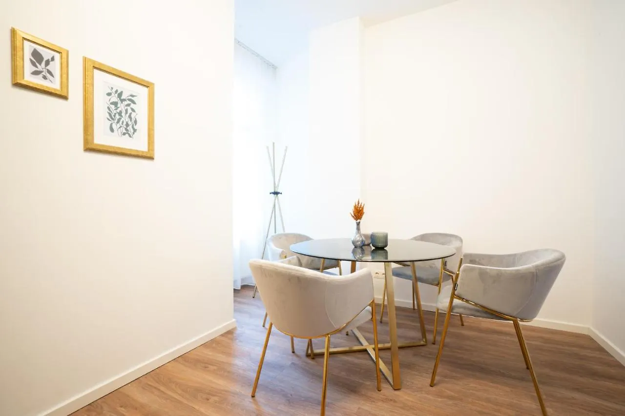 Bright Boutique Apartment Located 15 Min From Stephansdom Vienna Austria