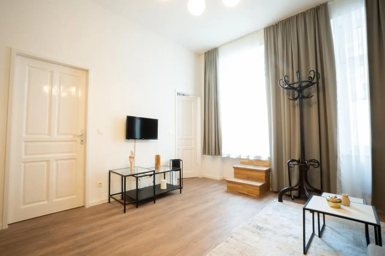 Bright Boutique Apartment Located 15 Min From Stephansdom Vienna Austria